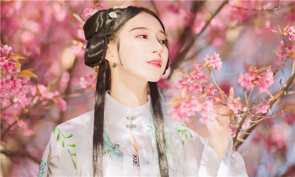 龙口供卵试管婴儿：助您实现家庭梦想的科学方案